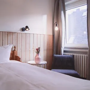 https://das-kleine-stapelhauschen-cologne.topcolognehotels.com