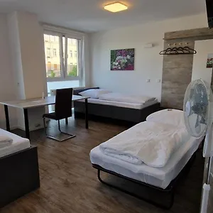 https://new-city-rooms.topcolognehotels.com